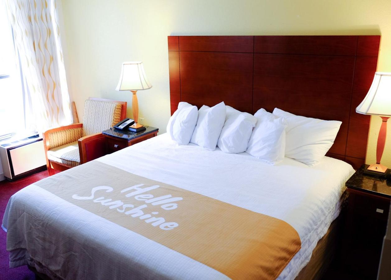 Days Inn By Wyndham High Point/Archdale Eksteriør billede