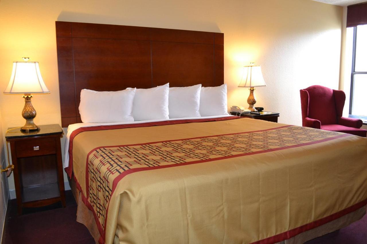 Days Inn By Wyndham High Point/Archdale Eksteriør billede